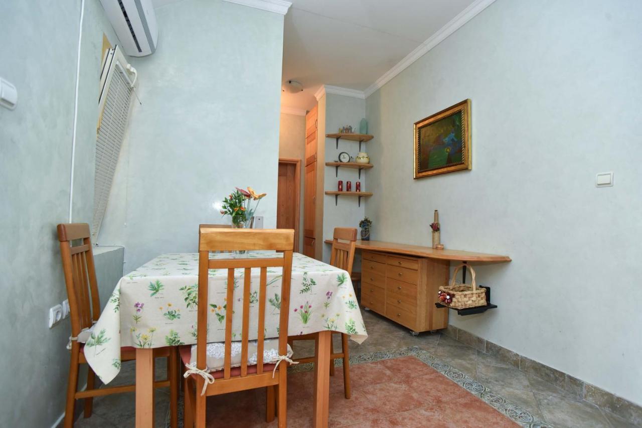 Comfort Inn Old Town Budva Eksteriør billede